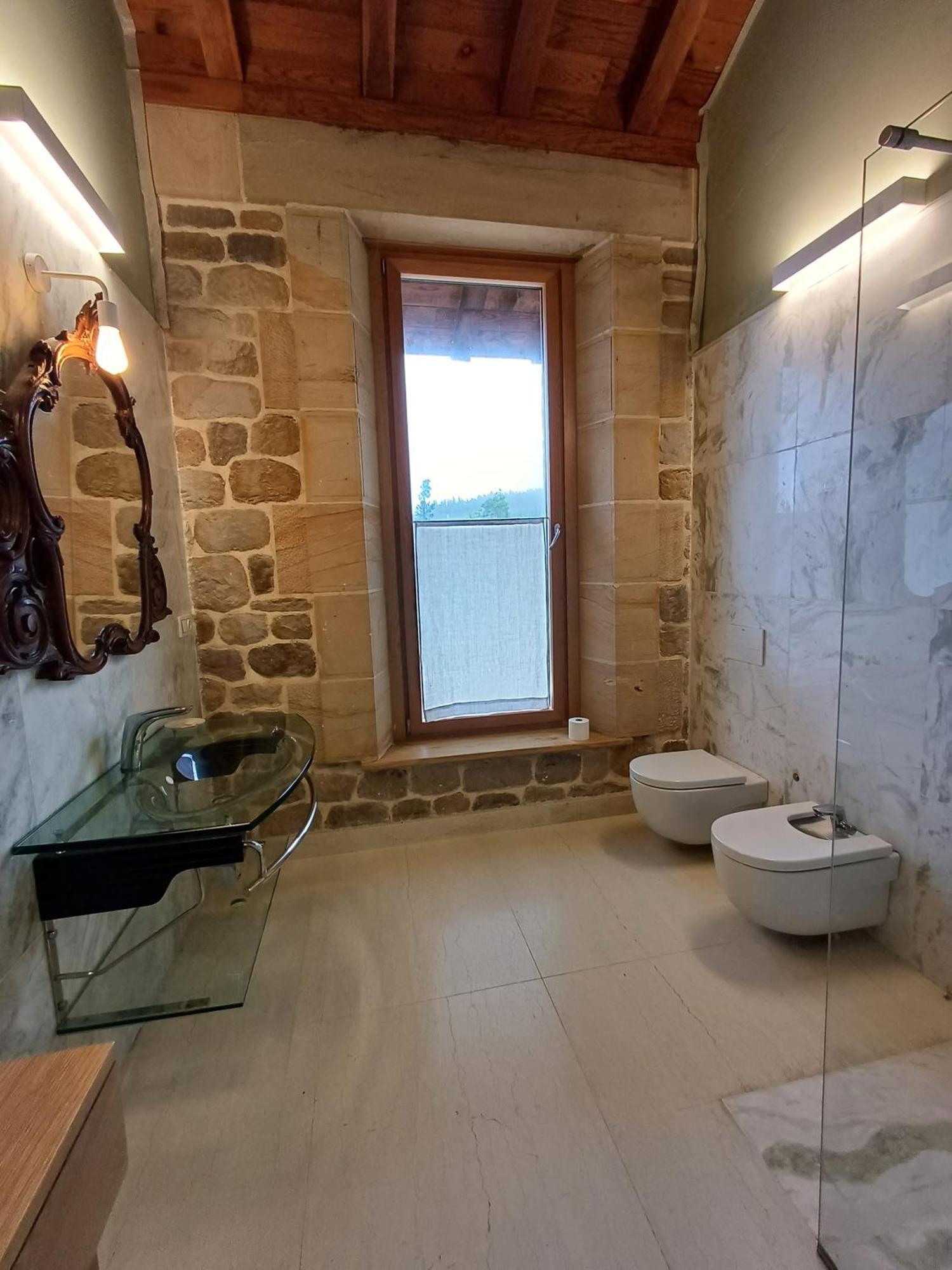 Amplio Apartamento Con Jardin En Casa Rural Haritza Con Vistas Al Mar Ea Bagian luar foto