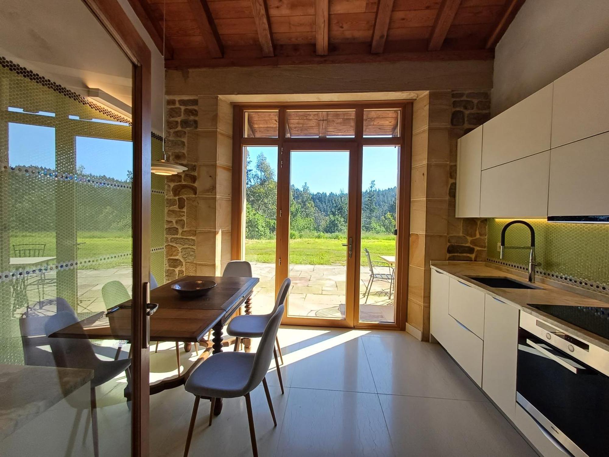 Amplio Apartamento Con Jardin En Casa Rural Haritza Con Vistas Al Mar Ea Bagian luar foto